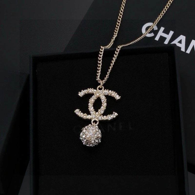 Comfortable Chanel Necklaces 218868
