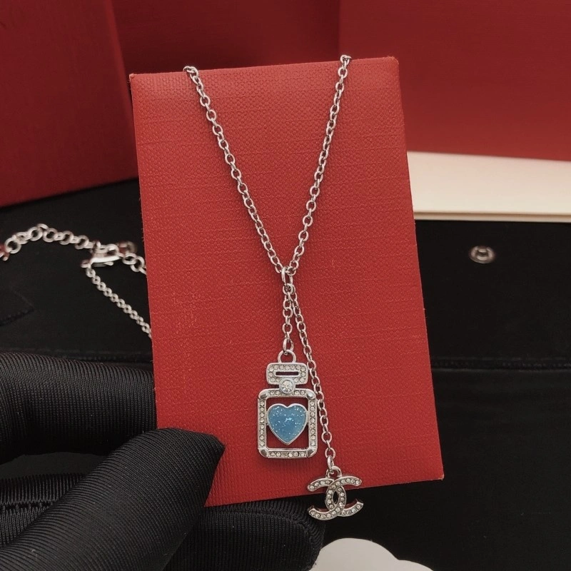 RelaxedFit Chanel Necklaces 218916