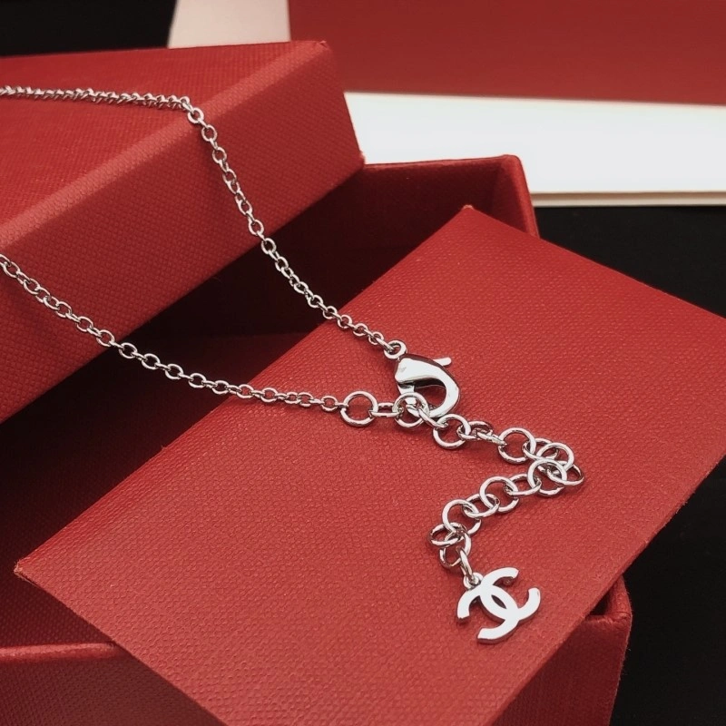 RelaxedFit Chanel Necklaces 218916
