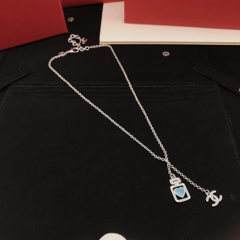 RelaxedFit Chanel Necklaces 218916