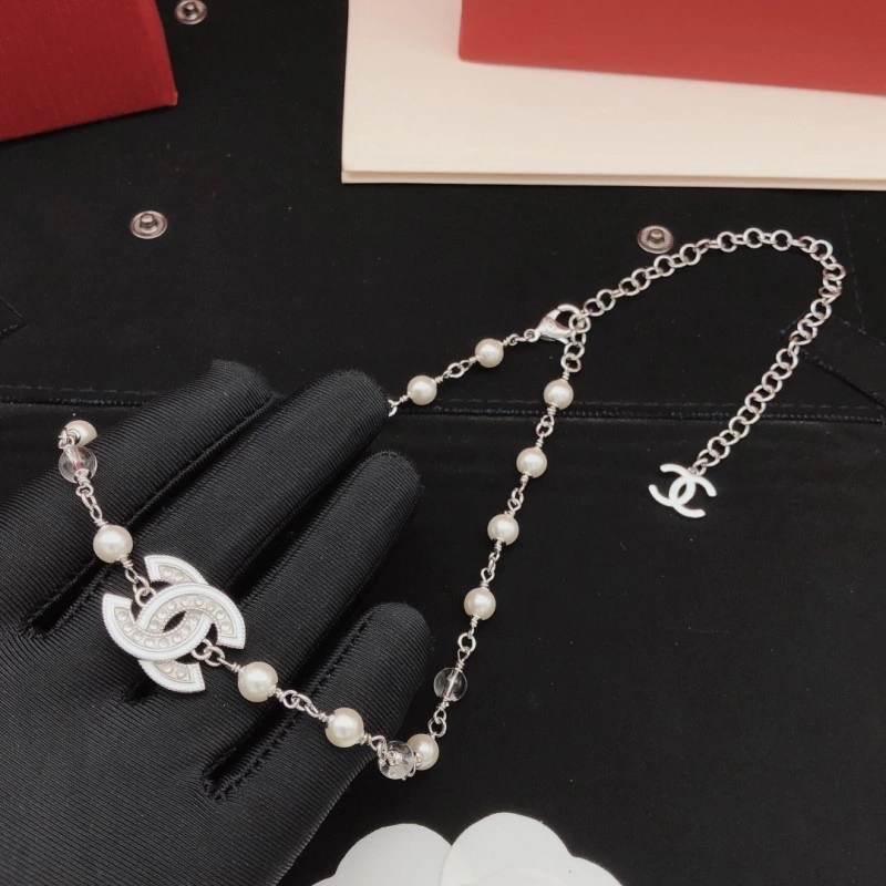 Sophisticated Chanel Necklaces 218862
