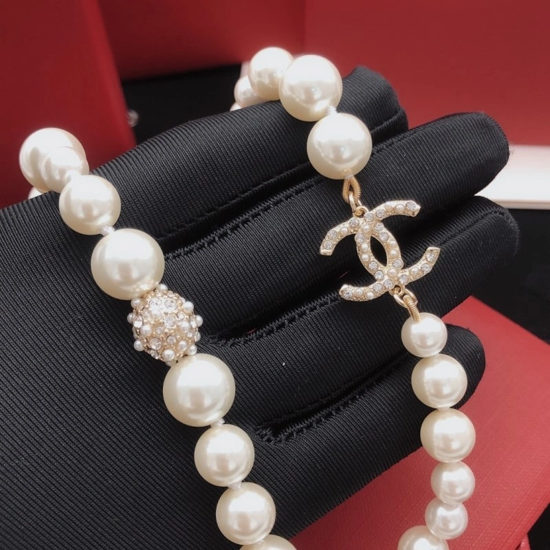 Trendsetting Chanel Necklaces 218859