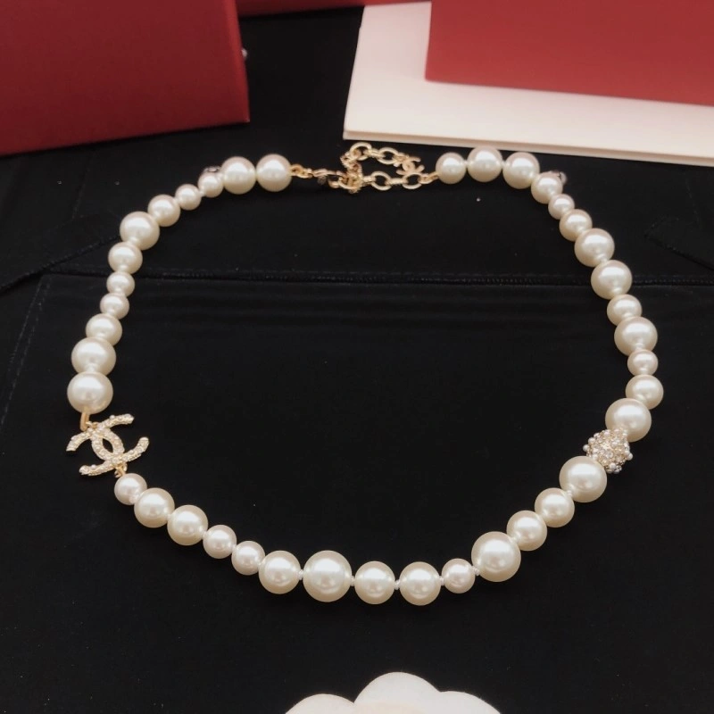Trendsetting Chanel Necklaces 218859