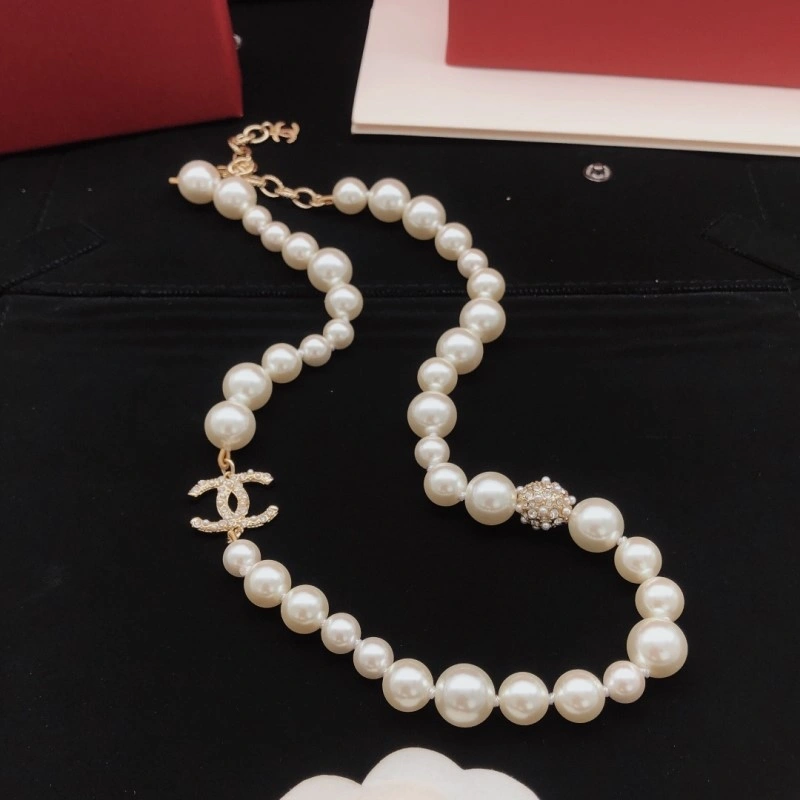 Trendsetting Chanel Necklaces 218859