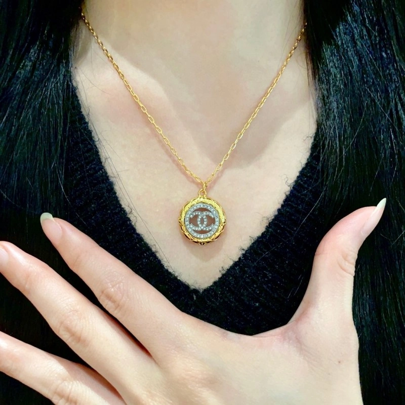 Chanel Necklaces Trendy 218863