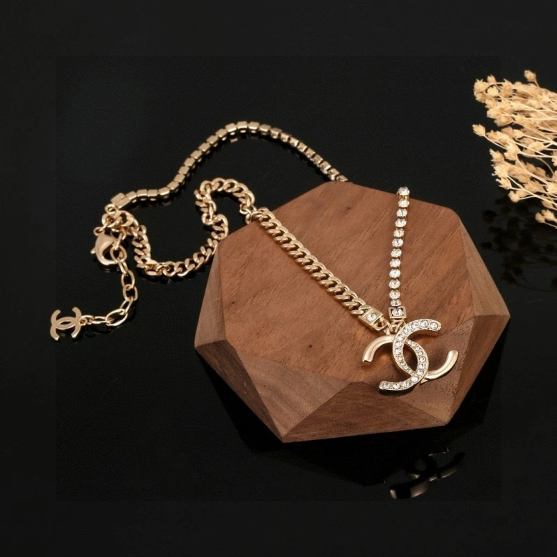 WrinkleFree Chanel Necklaces 218845
