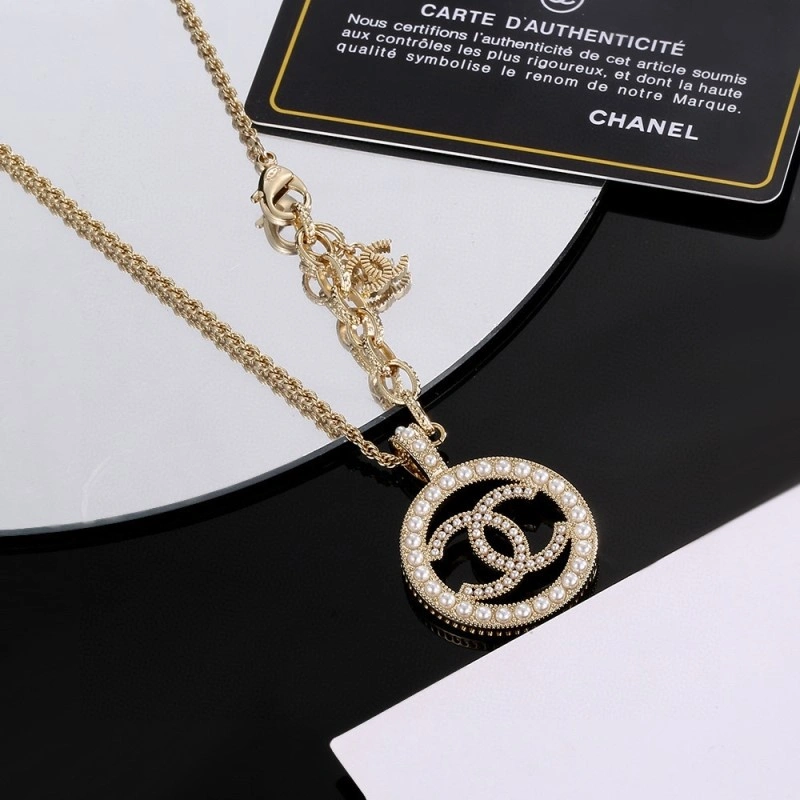 Chanel Necklaces Sporty 218841