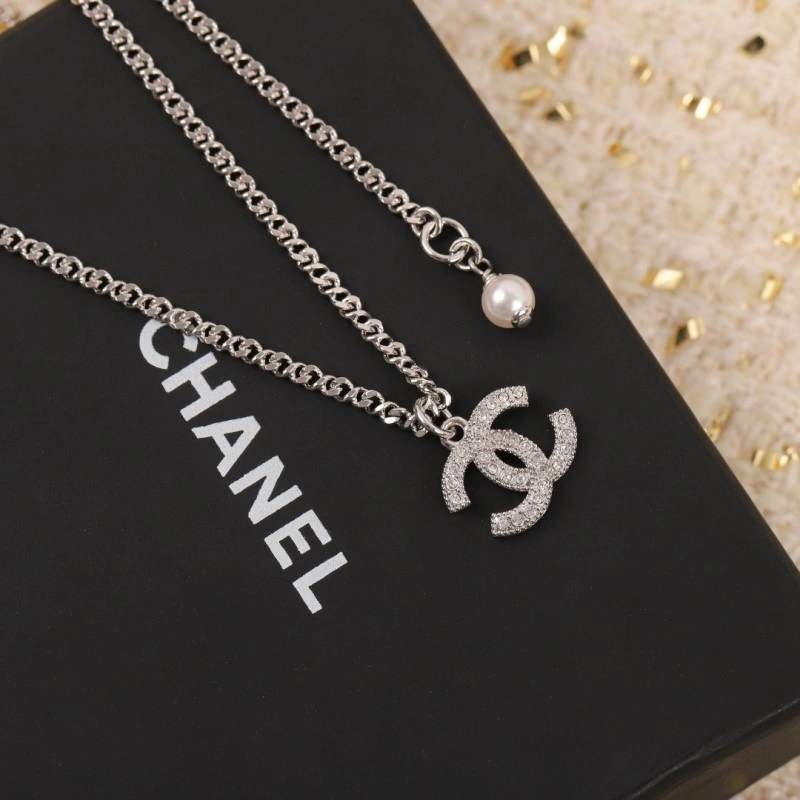 Chanel Necklaces Flexible 218831