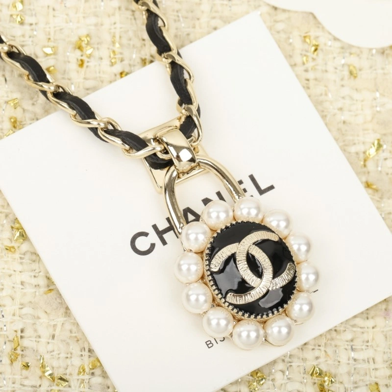 Chanel Necklaces Lightweight 218829
