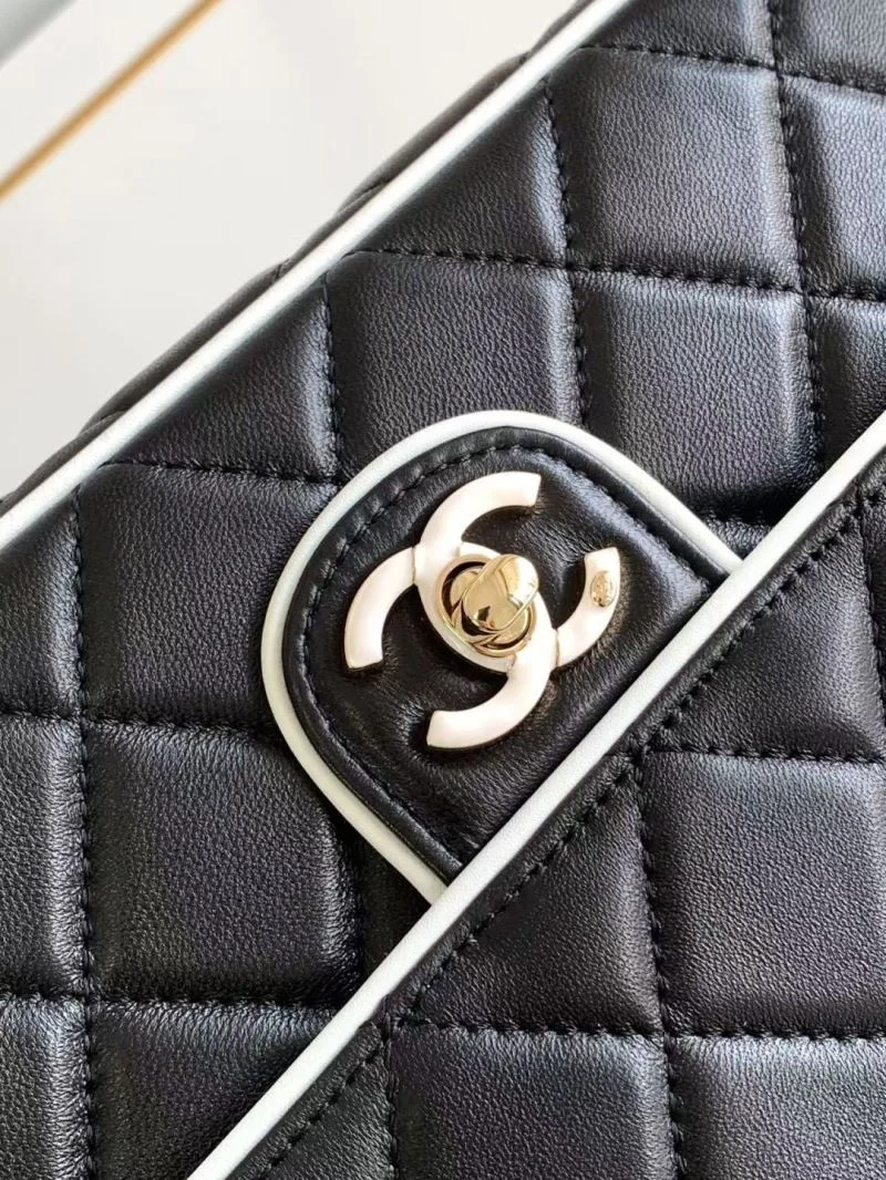Vibrant Chanel Other Stachel Bags 53846
