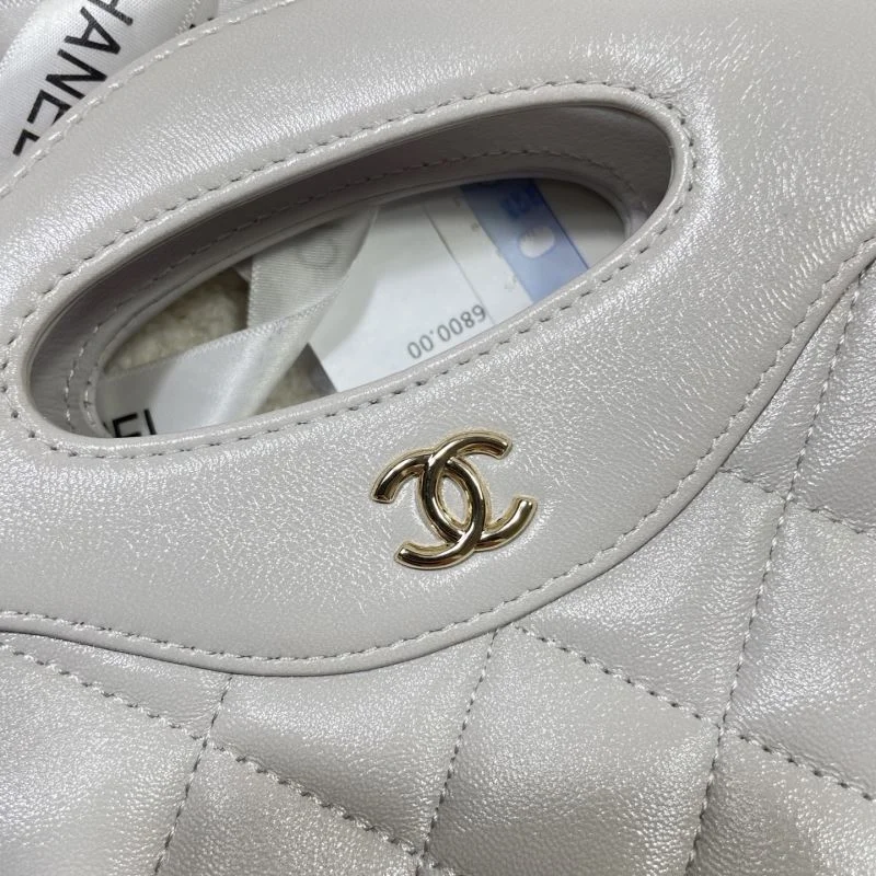 Vibrant Chanel Other Stachel Bags 52850