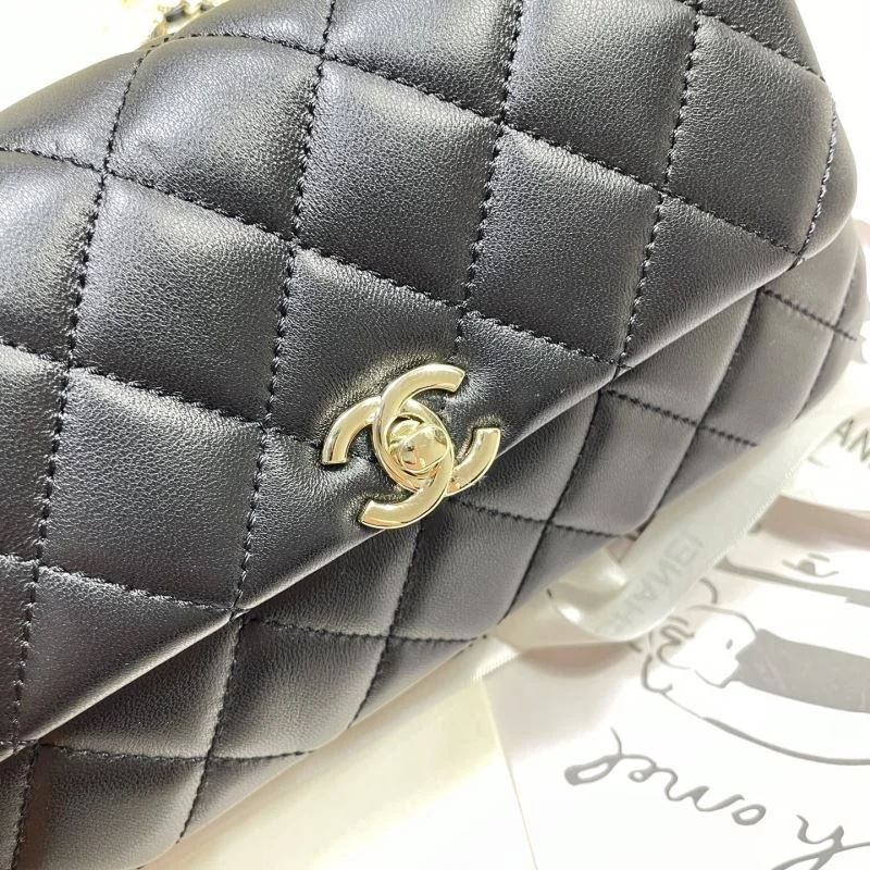 Vibrant Chanel Other Stachel Bags 52860