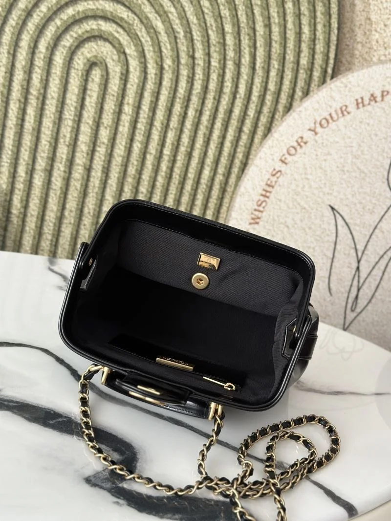 Breathable Chanel Other Stachel Bags 52823