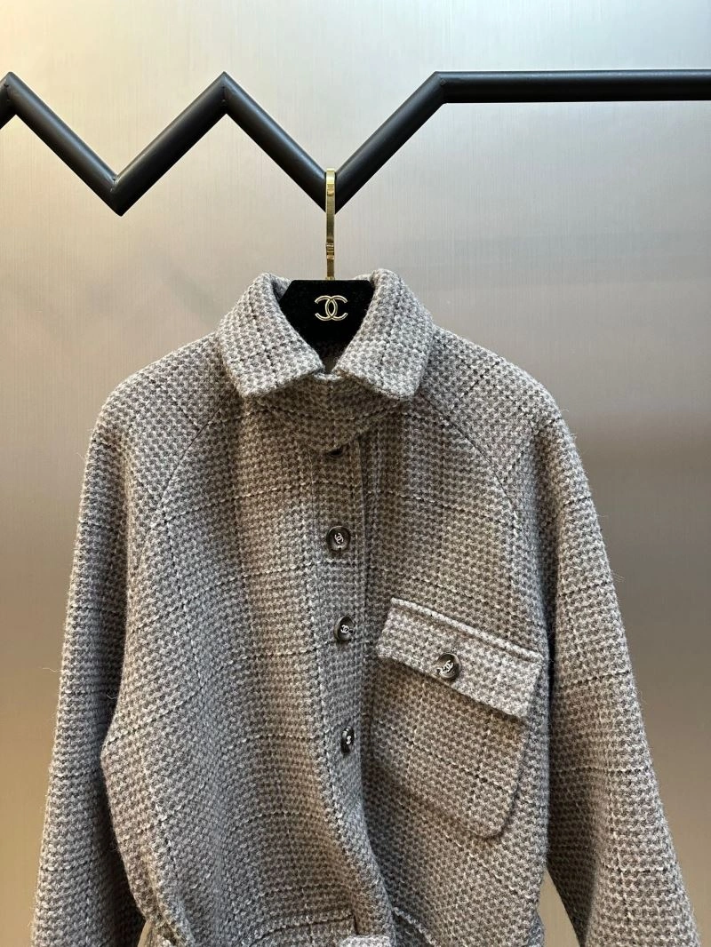 Chanel Outwear Elegant 111402