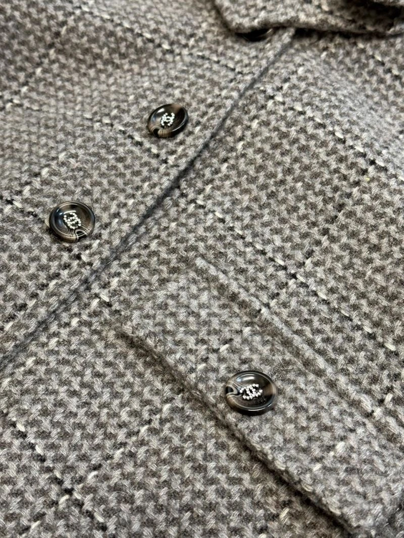 Chanel Outwear Elegant 111402