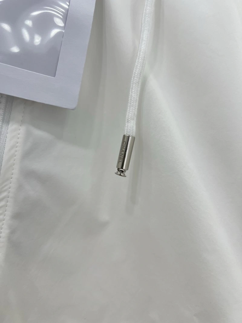 Supportive Chanel Outwear 108844
