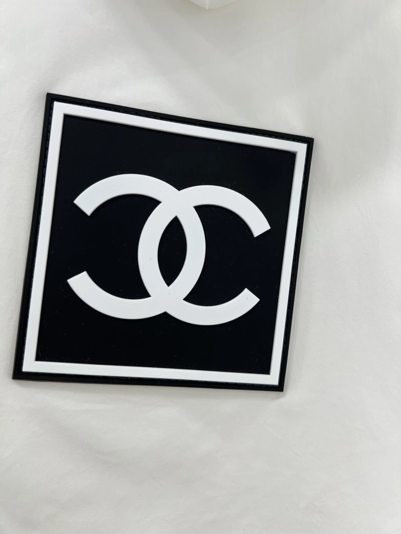 Supportive Chanel Outwear 108844