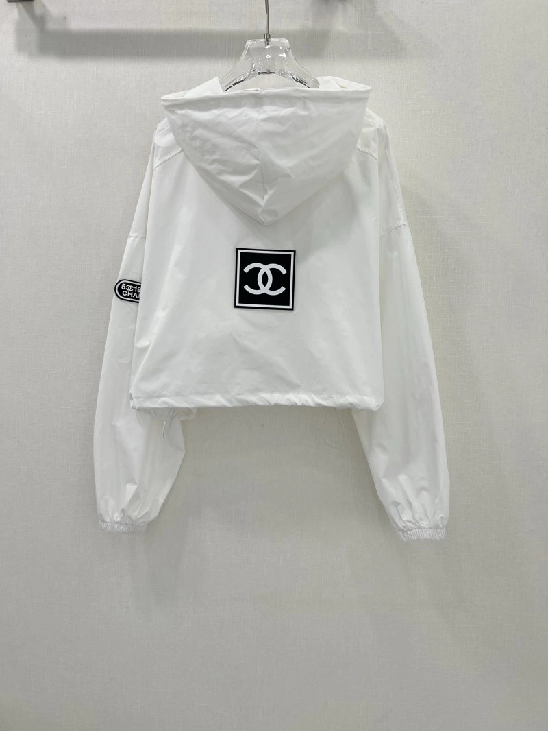 Supportive Chanel Outwear 108844
