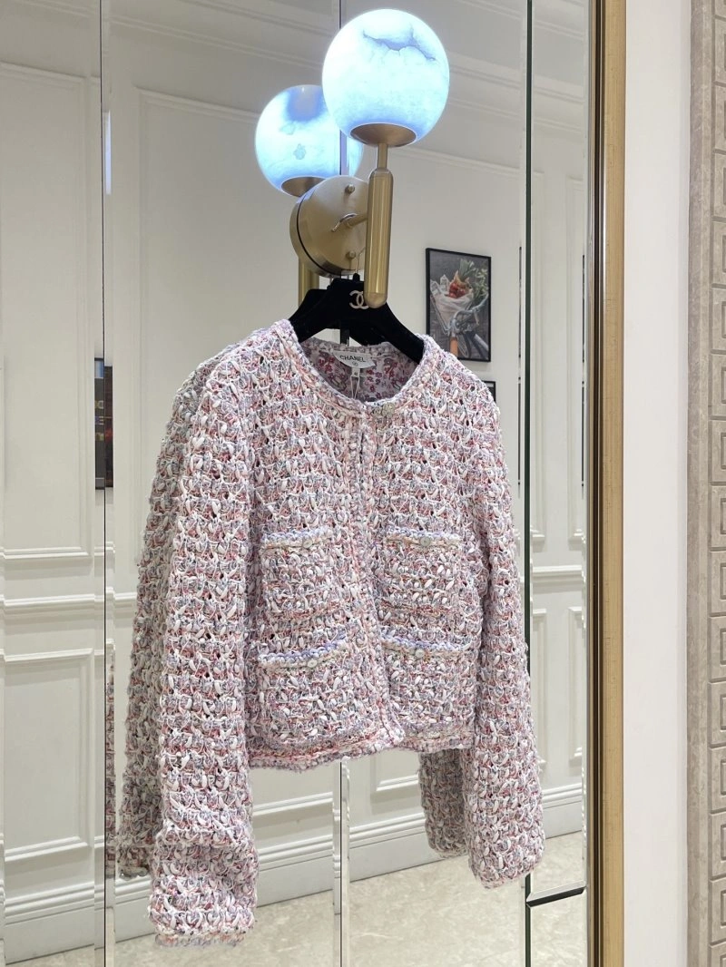 Chanel Outwear Lightweight 108828