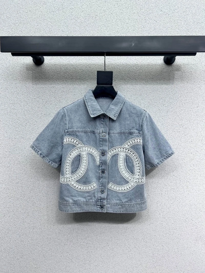Chanel Outwear Lightweight 108829