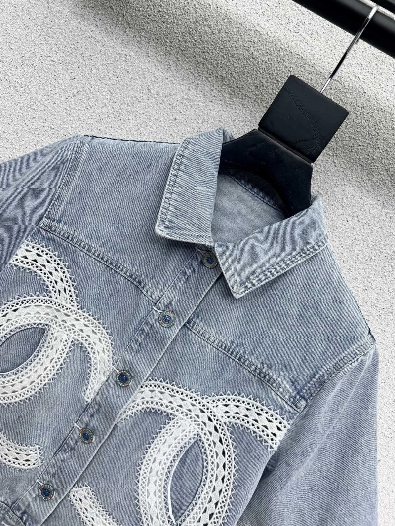 Chanel Outwear Lightweight 108829