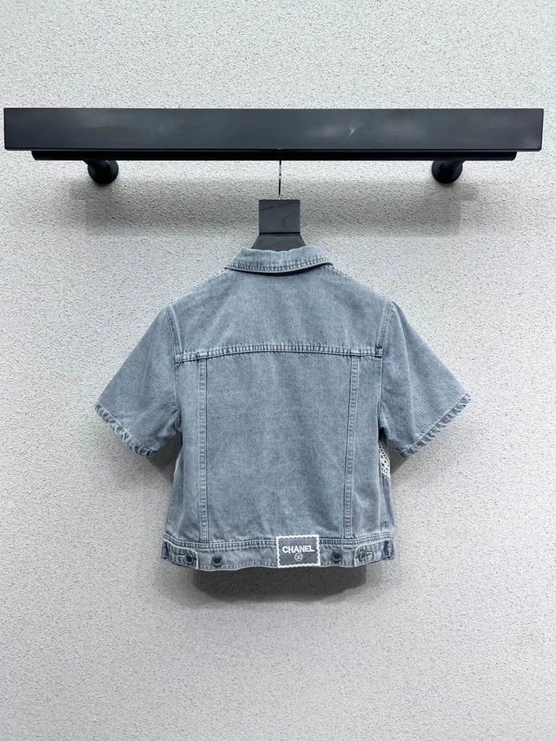 Chanel Outwear Lightweight 108829