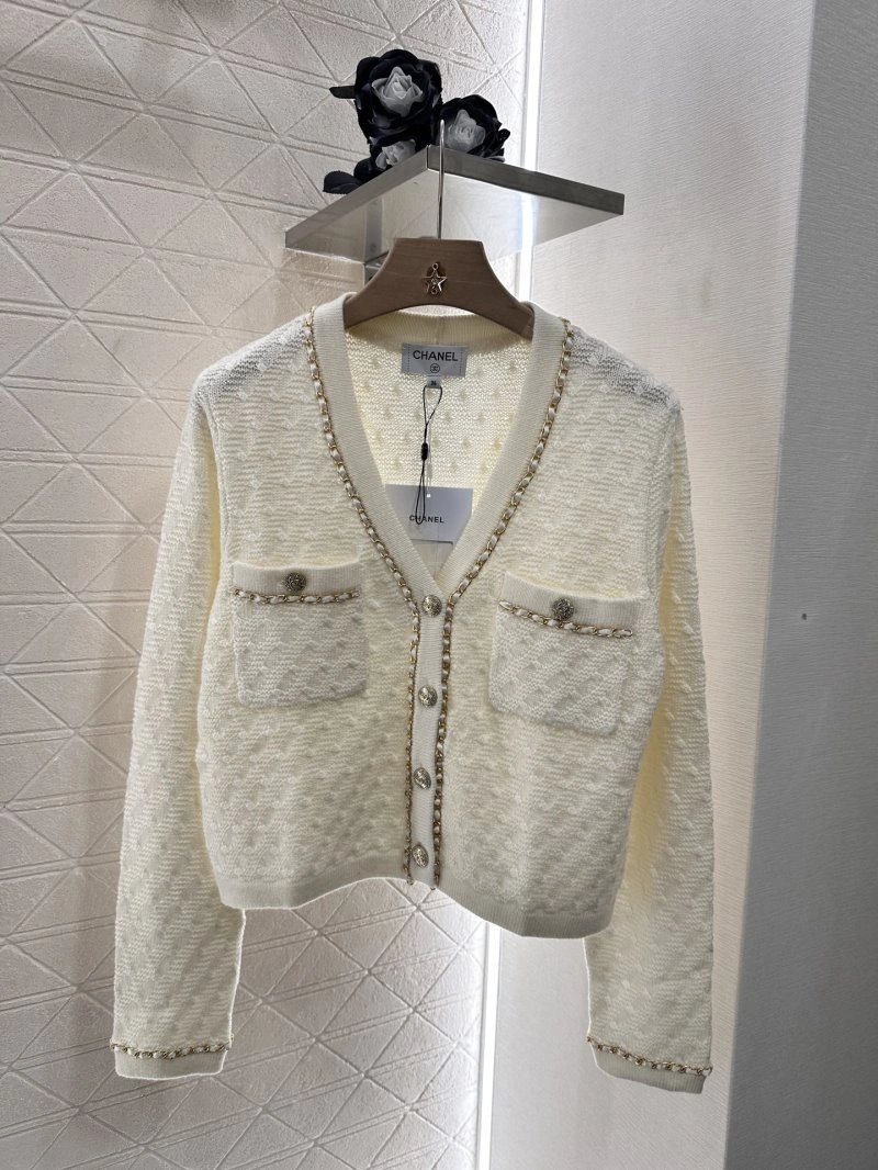 UrbanStyle Chanel Outwear 108820
