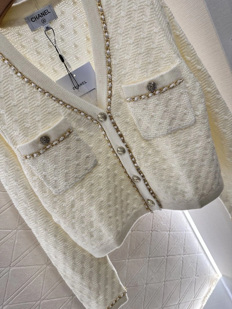 UrbanStyle Chanel Outwear 108820