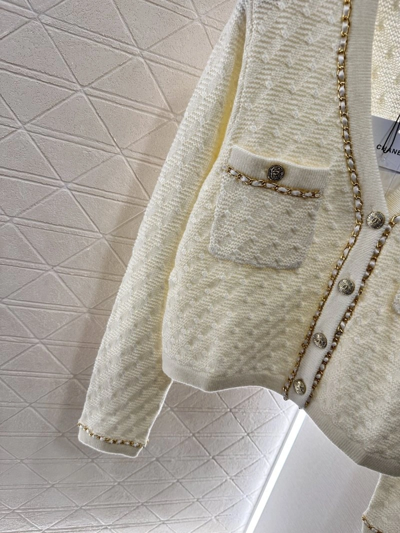 UrbanStyle Chanel Outwear 108820