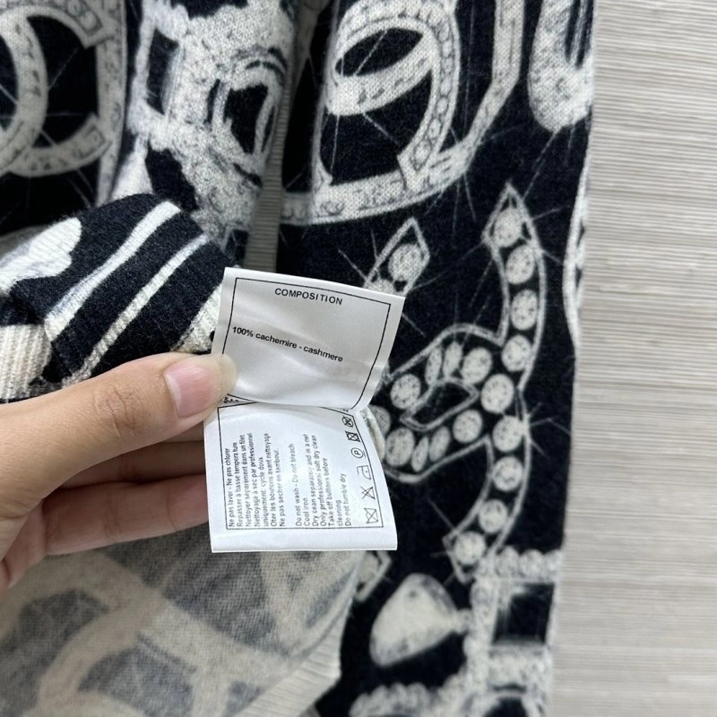 Popular Chanel Outwear 108800