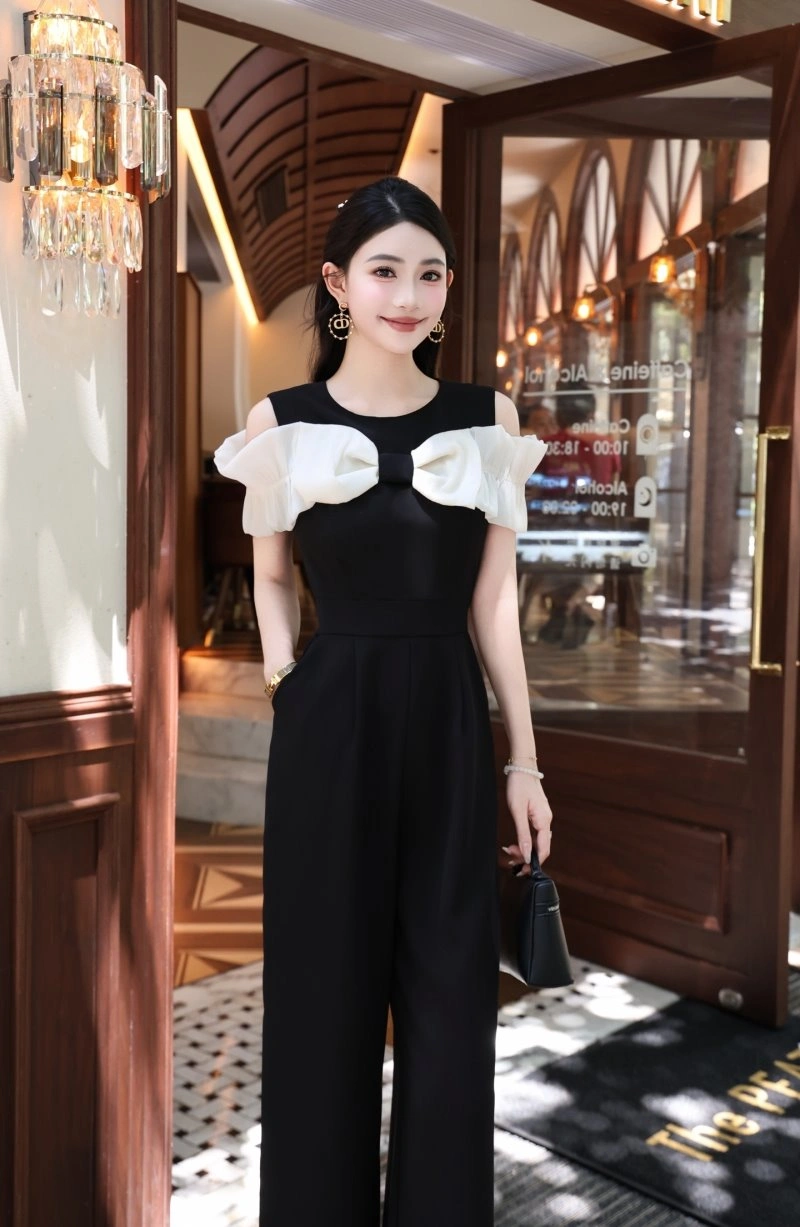 Durable Chanel Outwear 110496