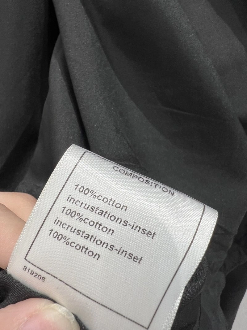 Chanel Outwear AllSeason 110500