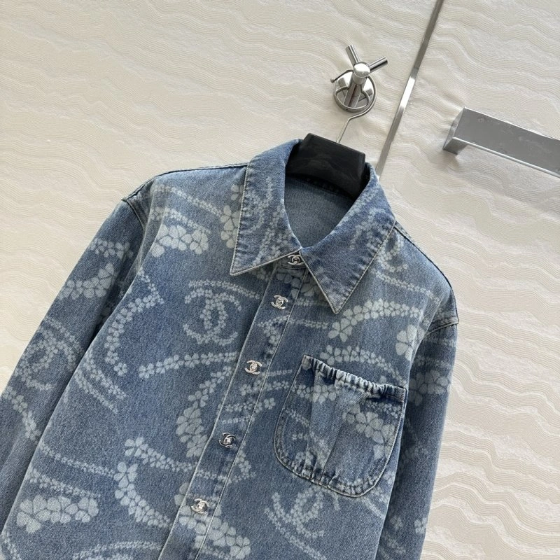 WeatherProof Chanel Outwear 110495