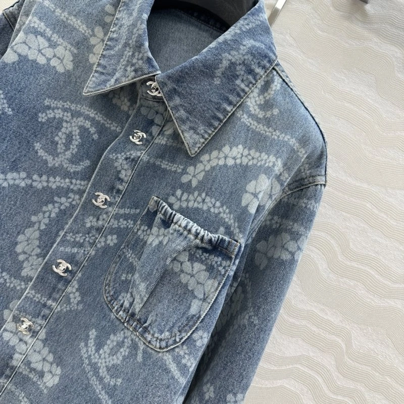 WeatherProof Chanel Outwear 110495