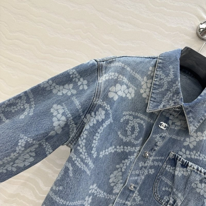 WeatherProof Chanel Outwear 110495
