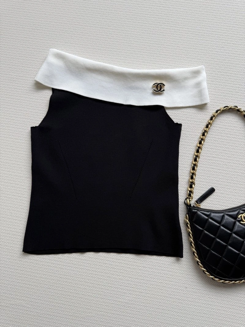 Chanel Outwear Flexible 110490