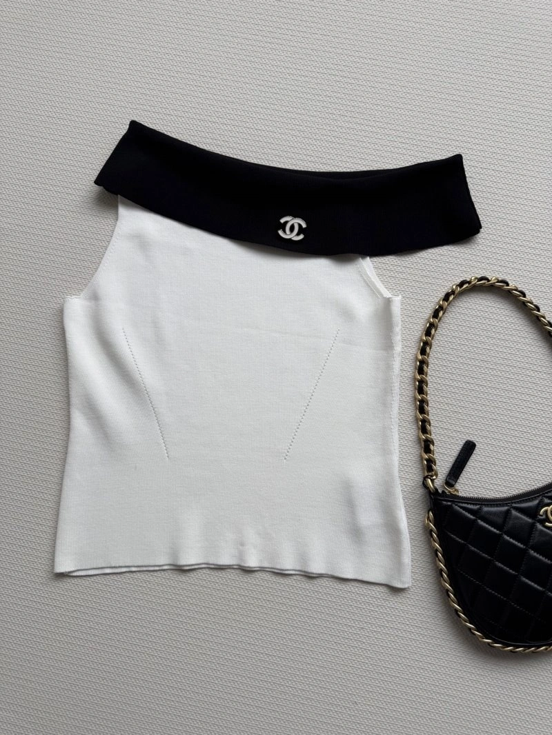 Sustainable Chanel Outwear 110491