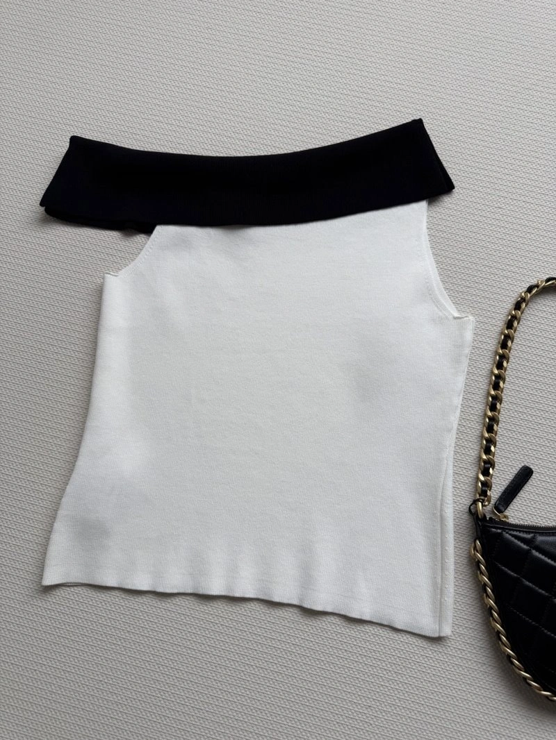 Sustainable Chanel Outwear 110491