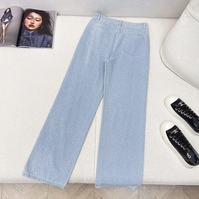AllSeason Chanel Outwear 110487