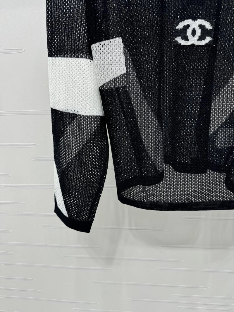 RelaxedFit Chanel Outwear 110486