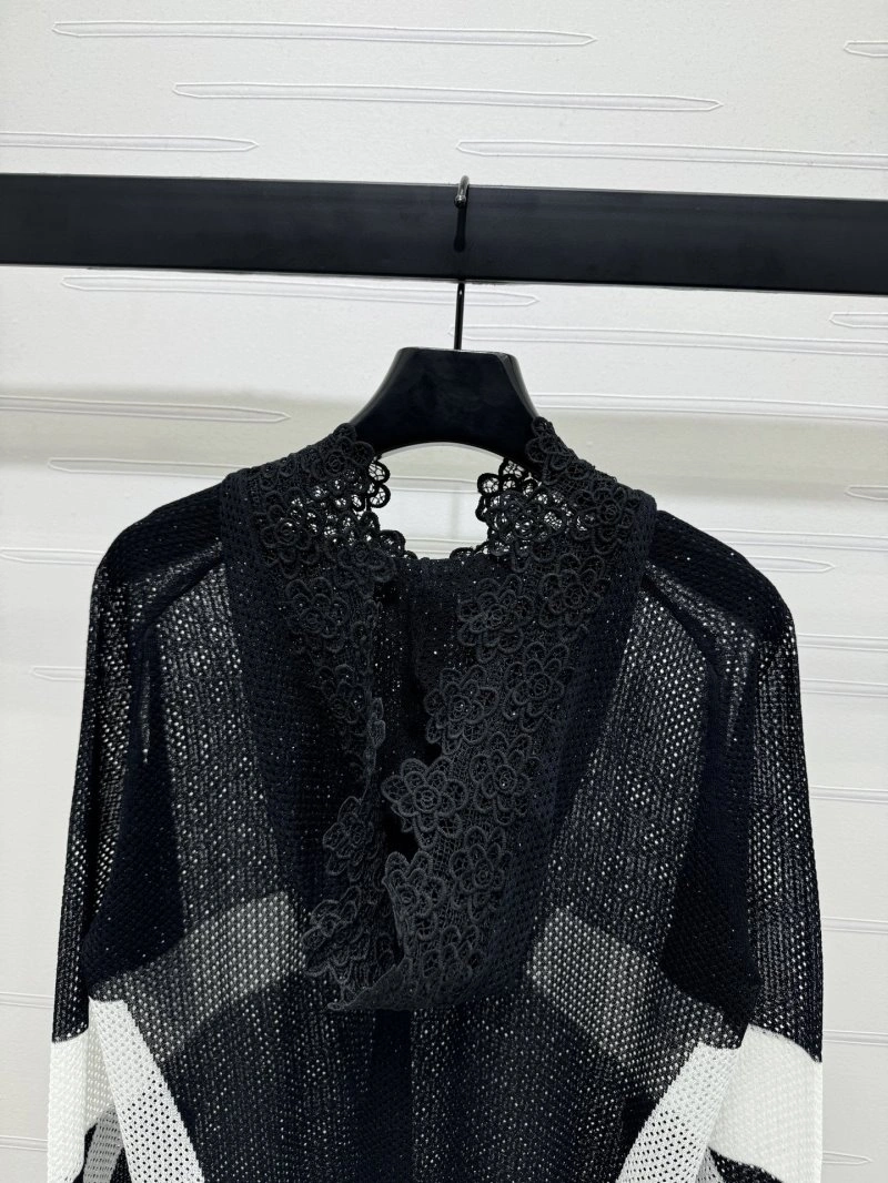 RelaxedFit Chanel Outwear 110486