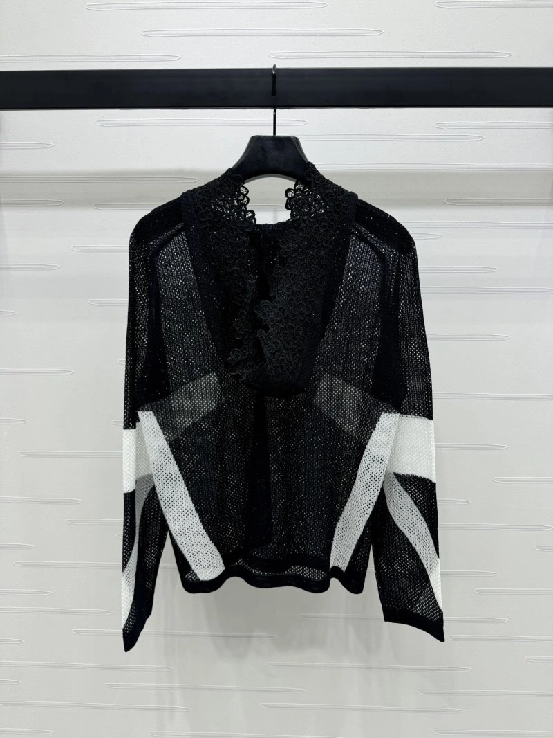 RelaxedFit Chanel Outwear 110486