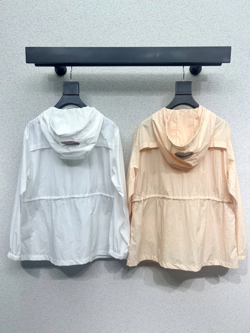 Chanel Outwear NewStyle 110483