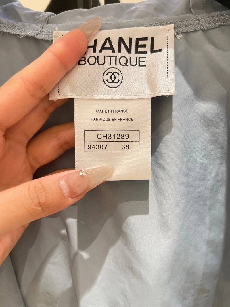 Premium Chanel Outwear 110479