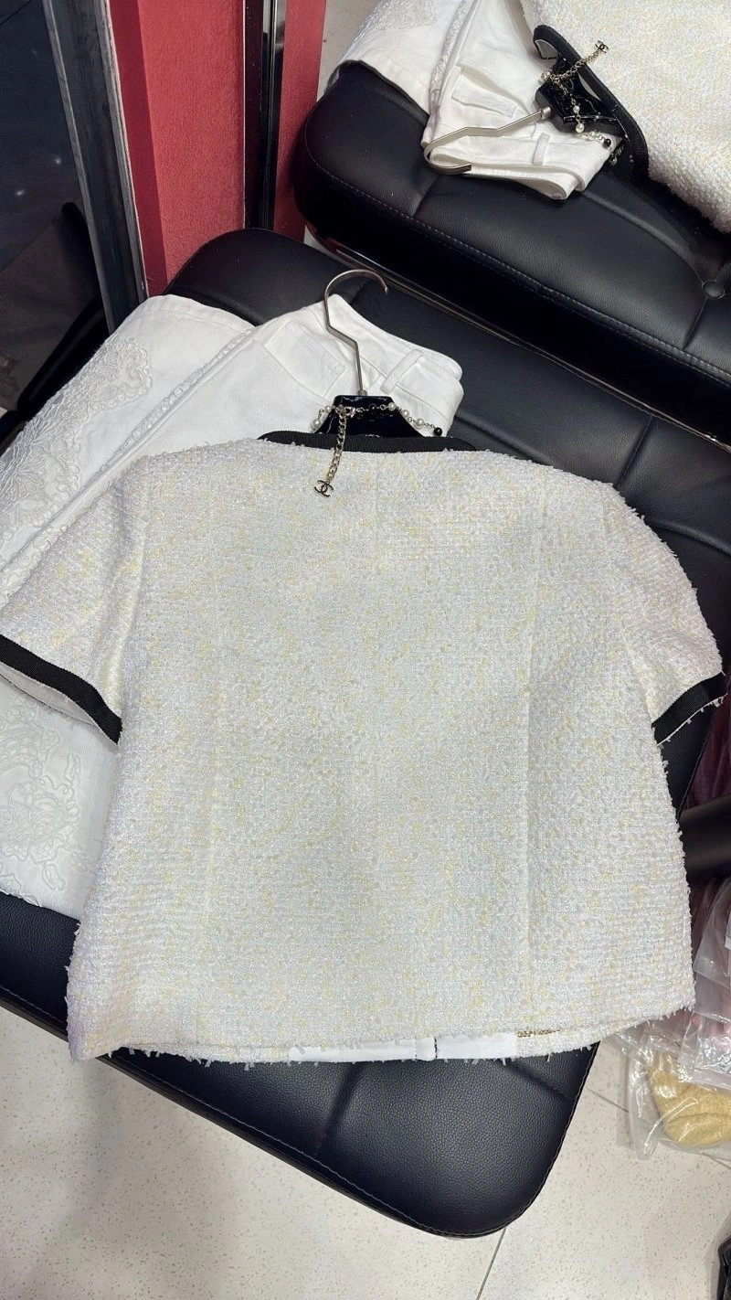 GoodFit Chanel Outwear 110461