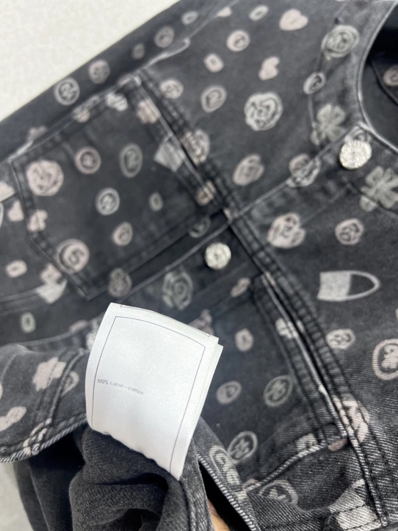 Unique Chanel Outwear 110466