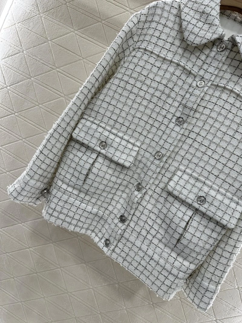 Comfortable Chanel Outwear 110474