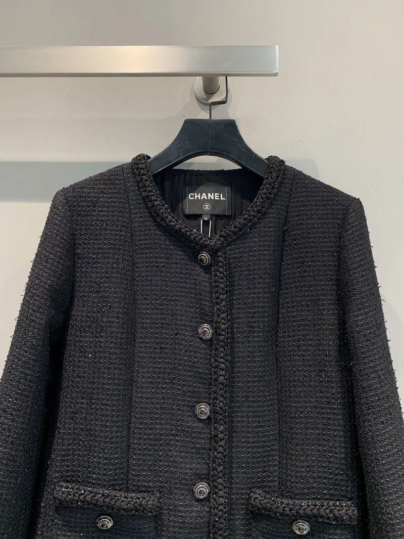 Chanel Outwear Effortless 108165