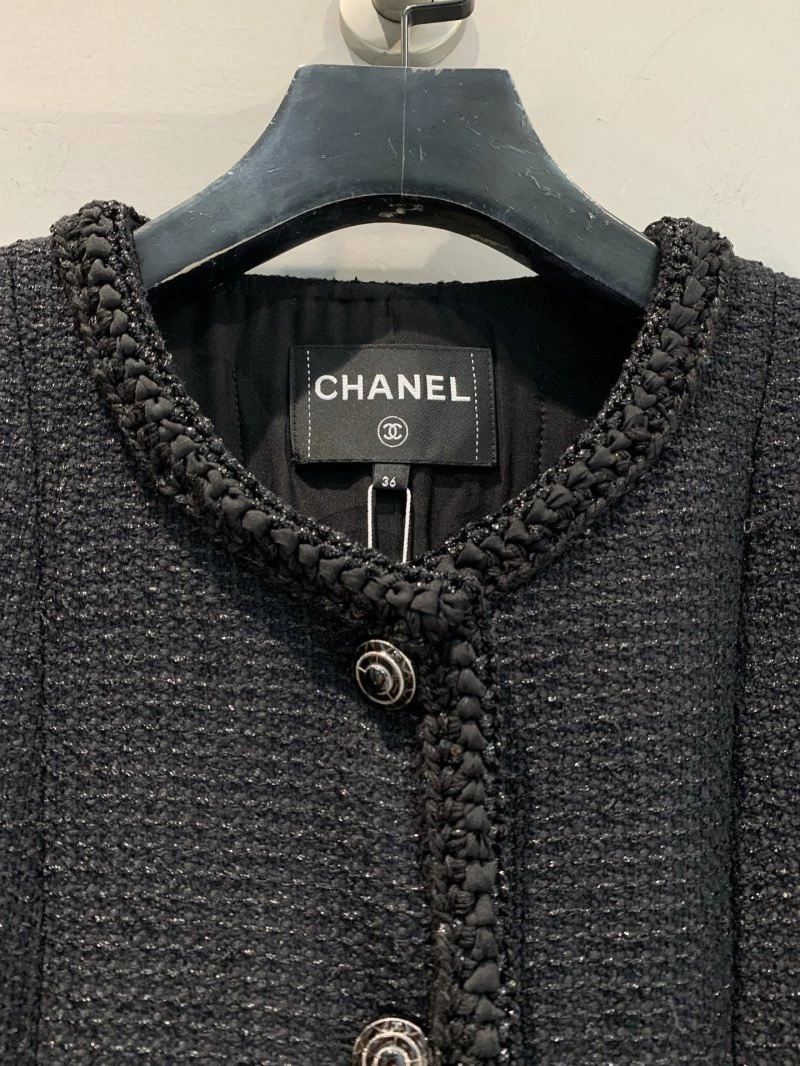 Chanel Outwear Effortless 108165