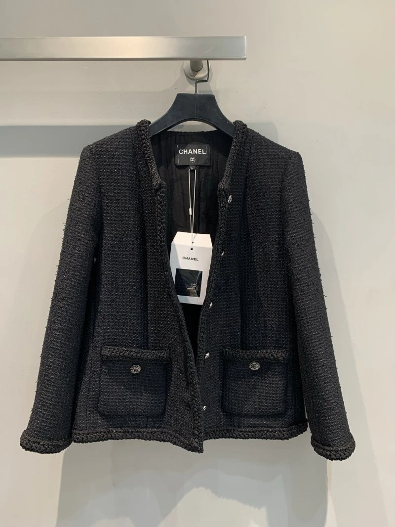 Chanel Outwear Effortless 108165
